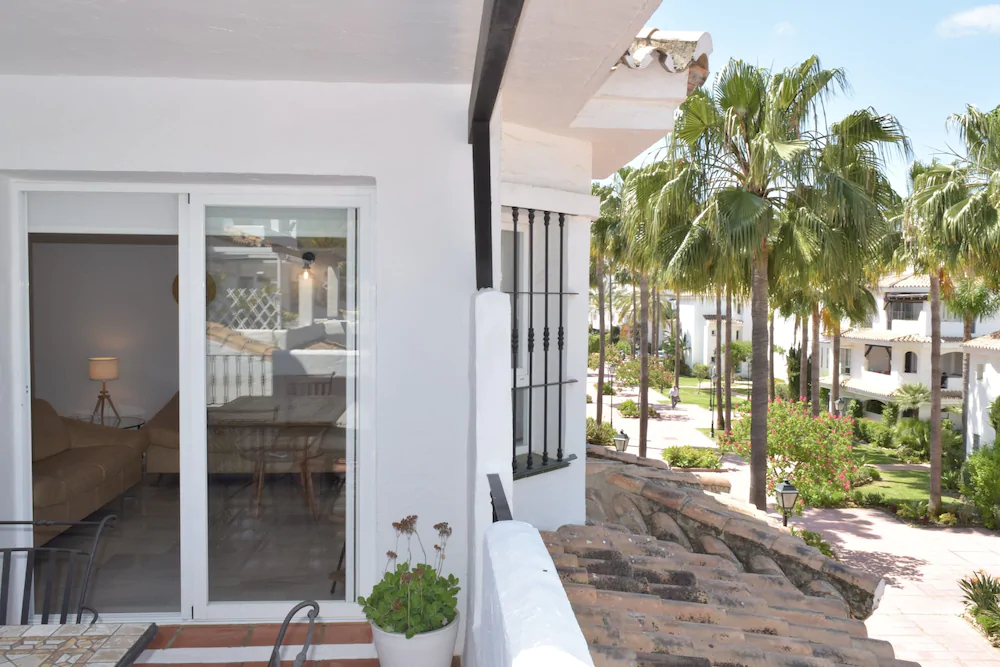 Apartamentos Serinamar Naranjos de Marbella