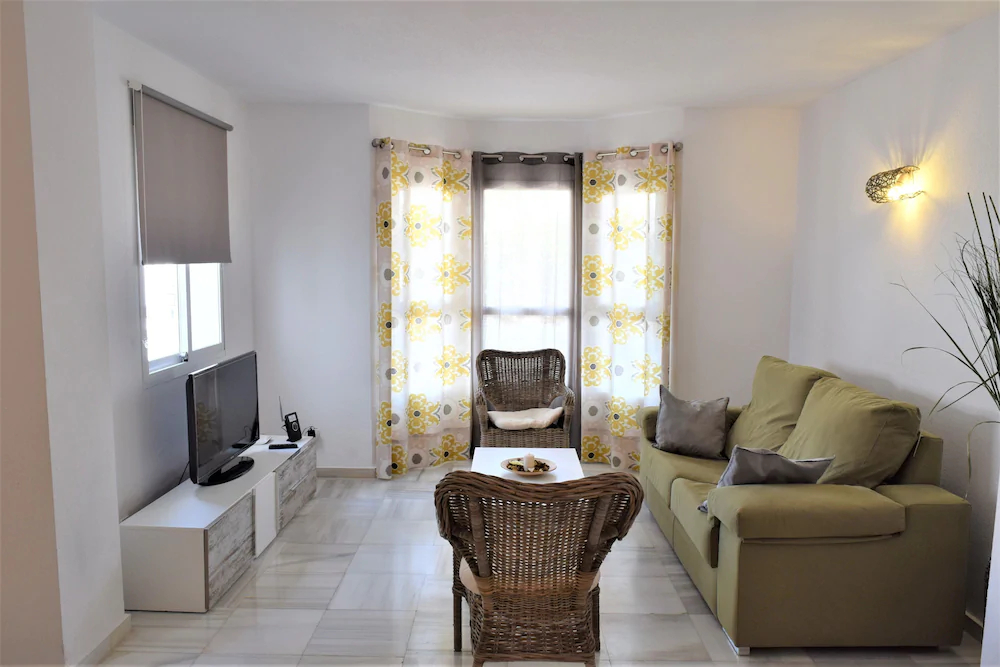 Apartamentos Serinamar Naranjos de Marbella