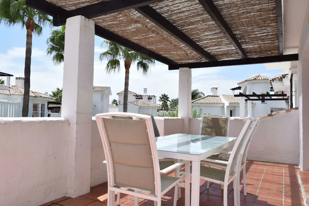Apartamentos Serinamar Naranjos de Marbella