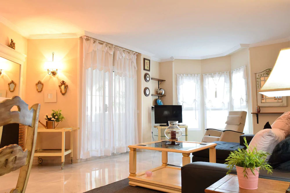 Apartamentos Serinamar Naranjos de Marbella