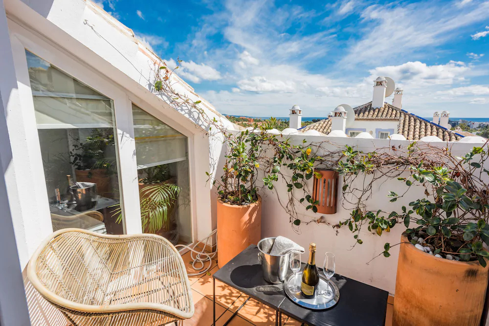 Molo Luxury Suites Puerto Banus