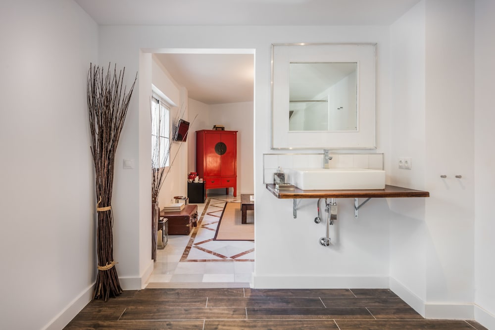 Molo Luxury Suites Puerto Banus