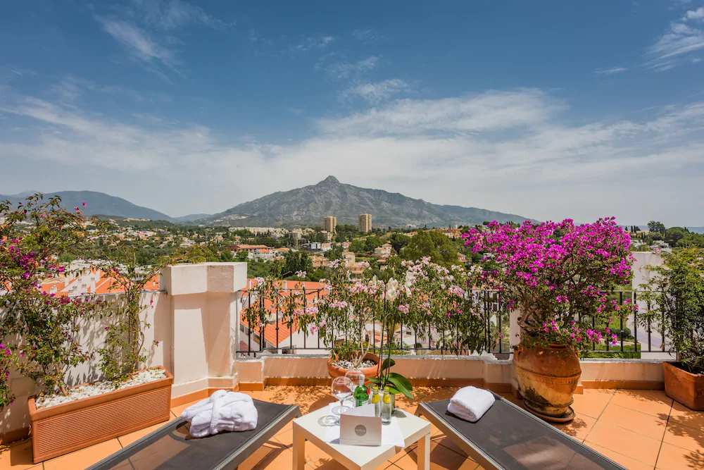 Molo Luxury Suites Puerto Banus