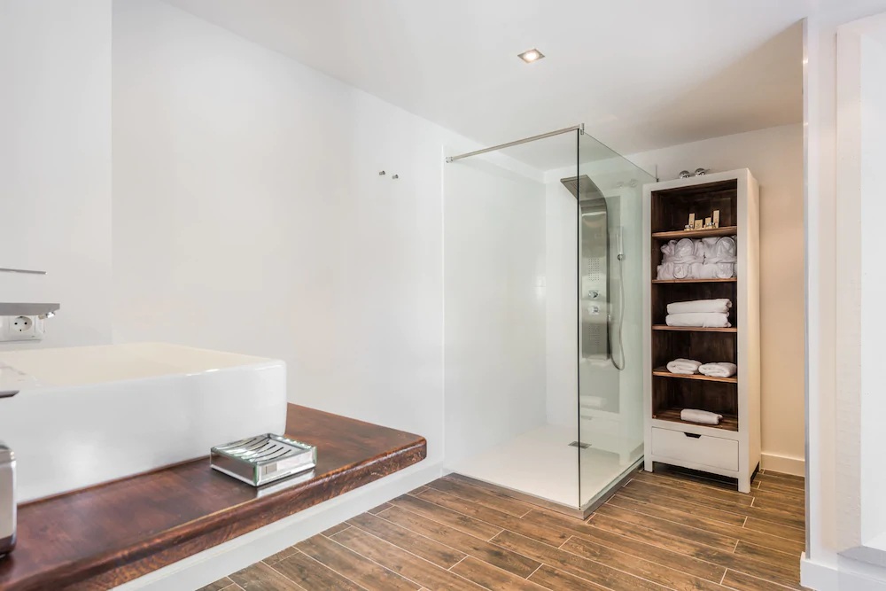 Molo Luxury Suites Puerto Banus