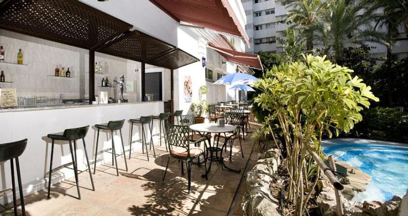 Monarque Sultán Aparthotel