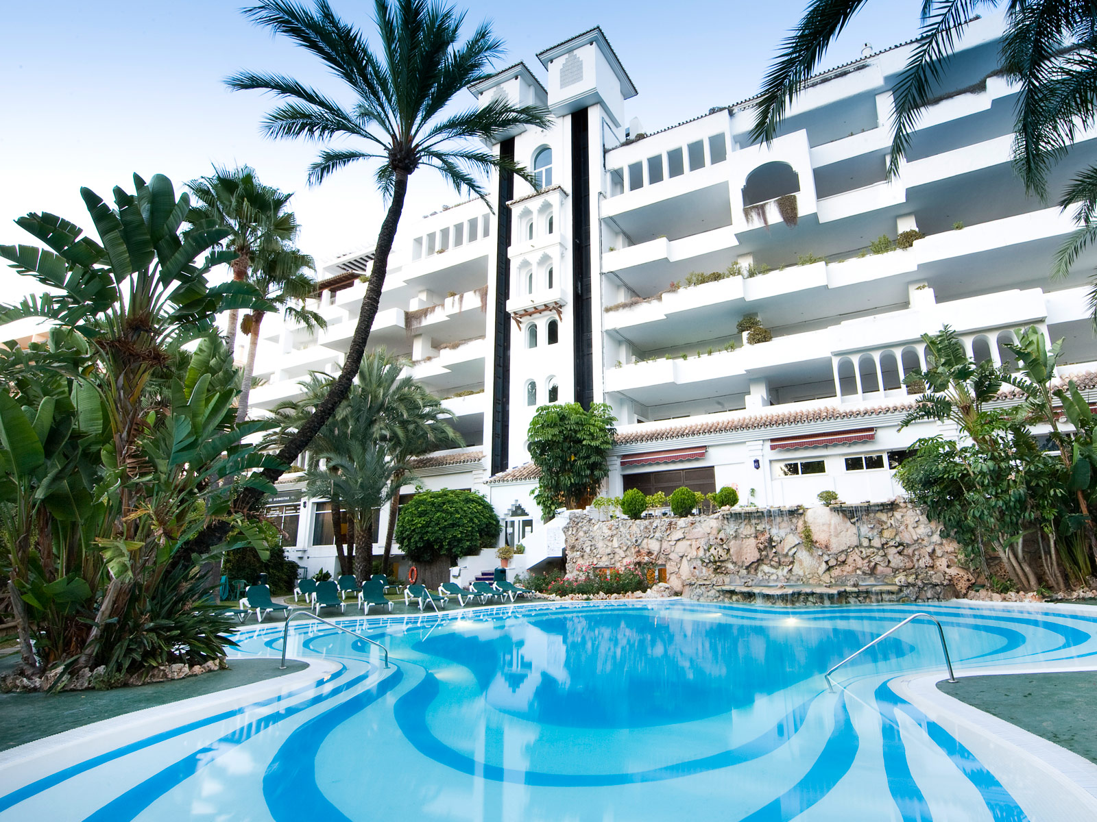 Monarque Sultán Aparthotel