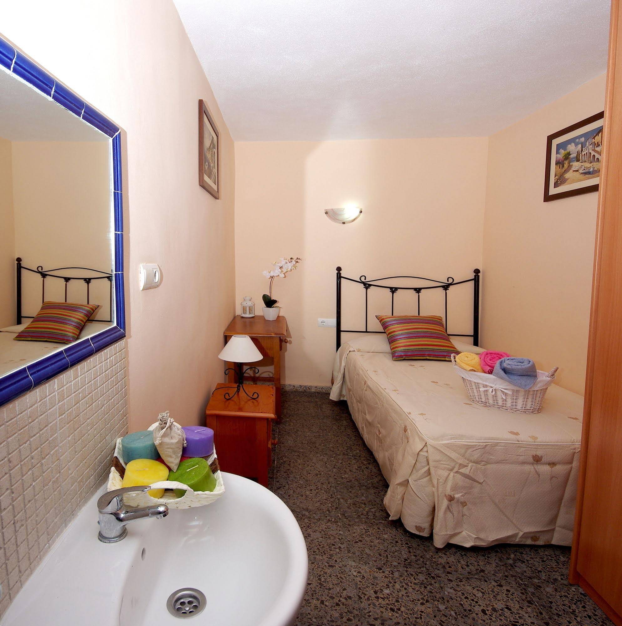 Pensión Aduar