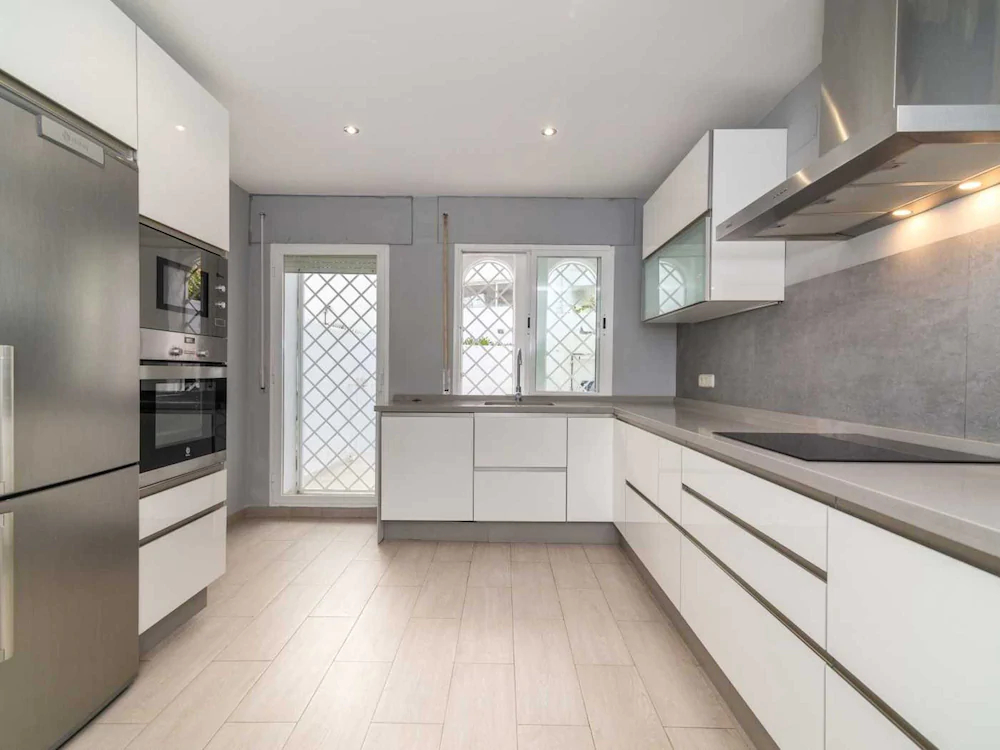 Rio Real Sunshine Retreat