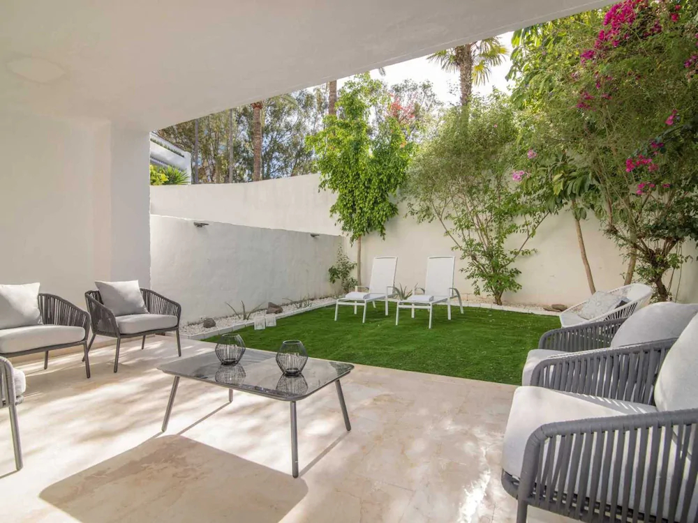 Rio Real Sunshine Retreat