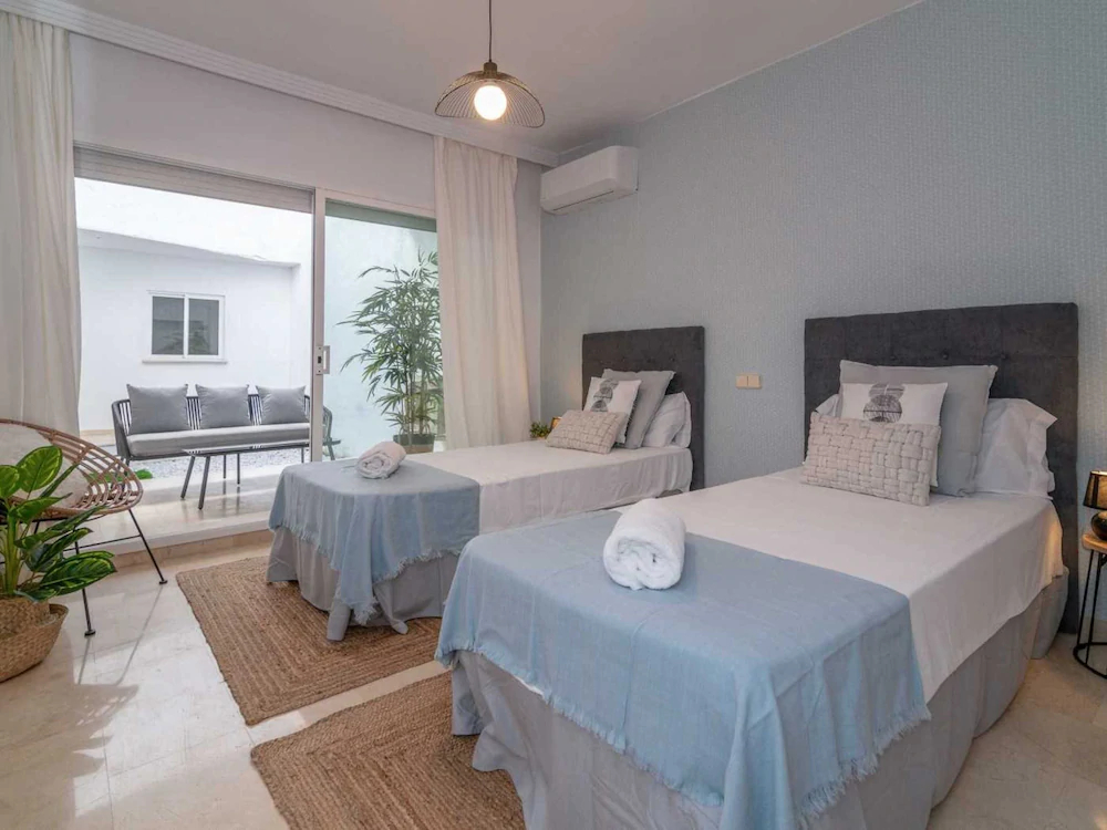 Rio Real Sunshine Retreat