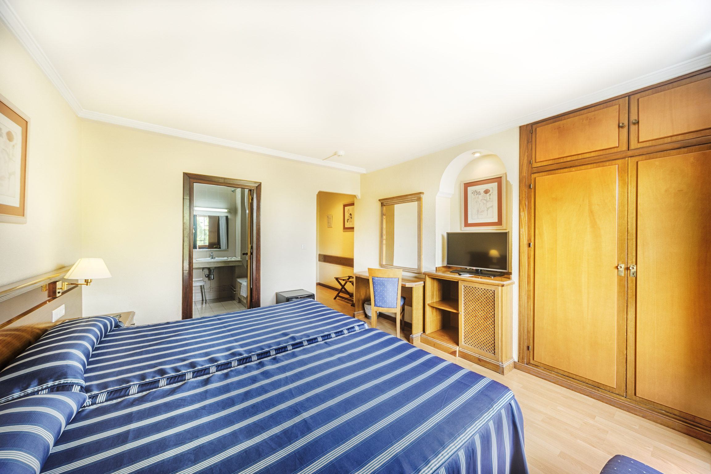 Obal Urban Hotel