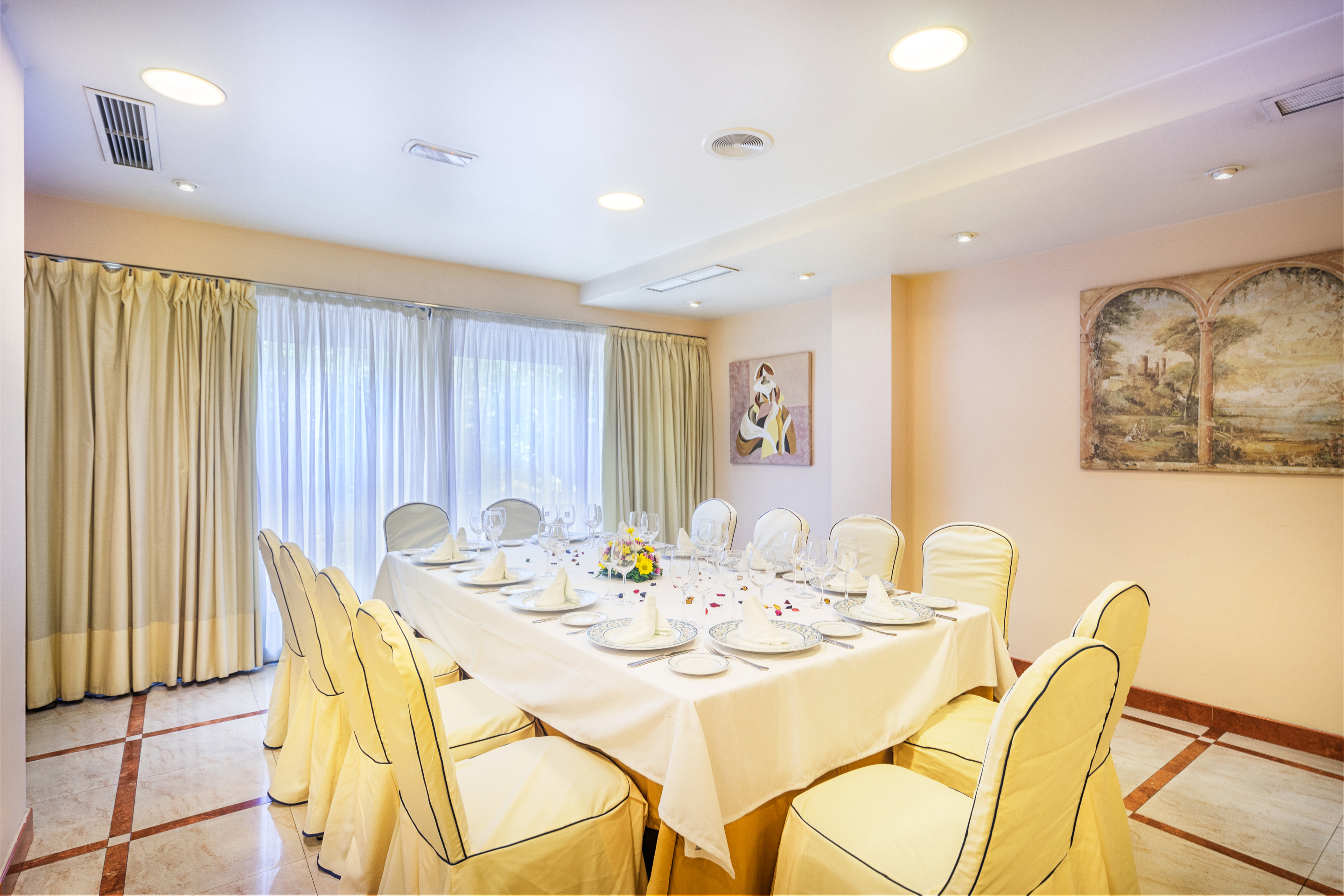 Obal Urban Hotel