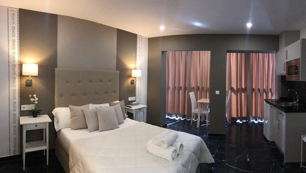 Costa Marbella Star Light