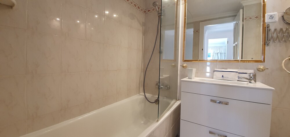 Skol Apartments Marbella