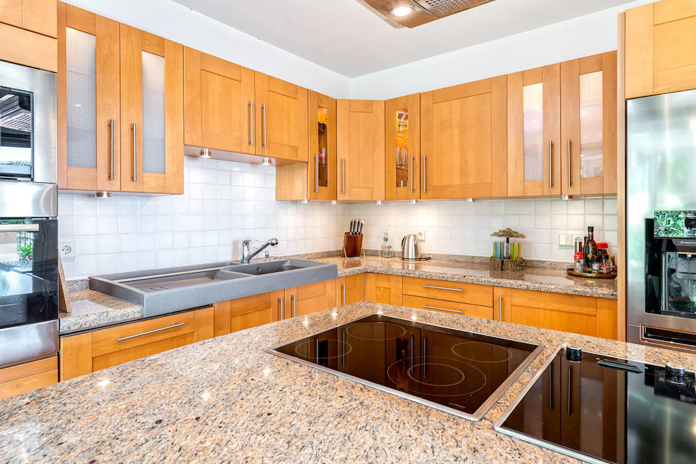 Solaga - Villa Los Monteros