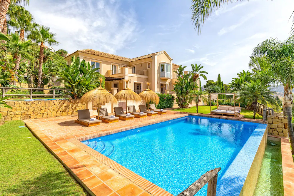 Solaga - Villa Los Monteros