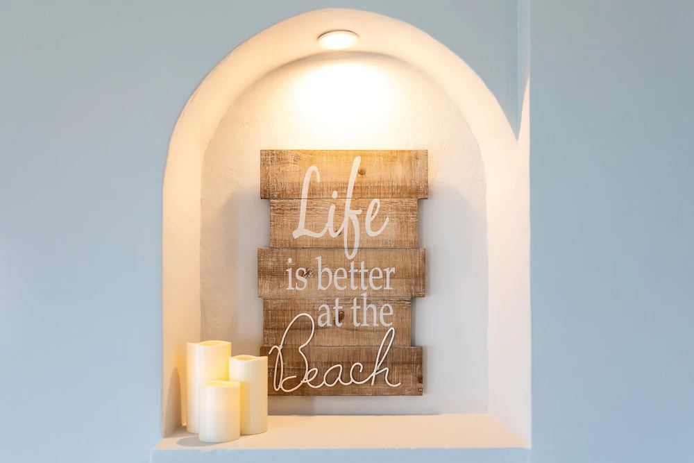 Almirante 903 Just On The Beach