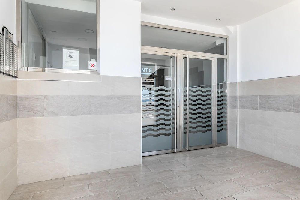 Almirante 903 Just On The Beach