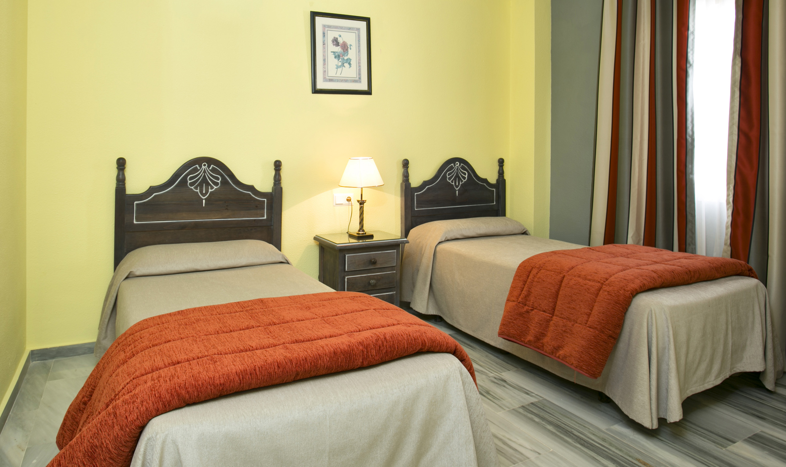 Aparthotel ONA Campanario