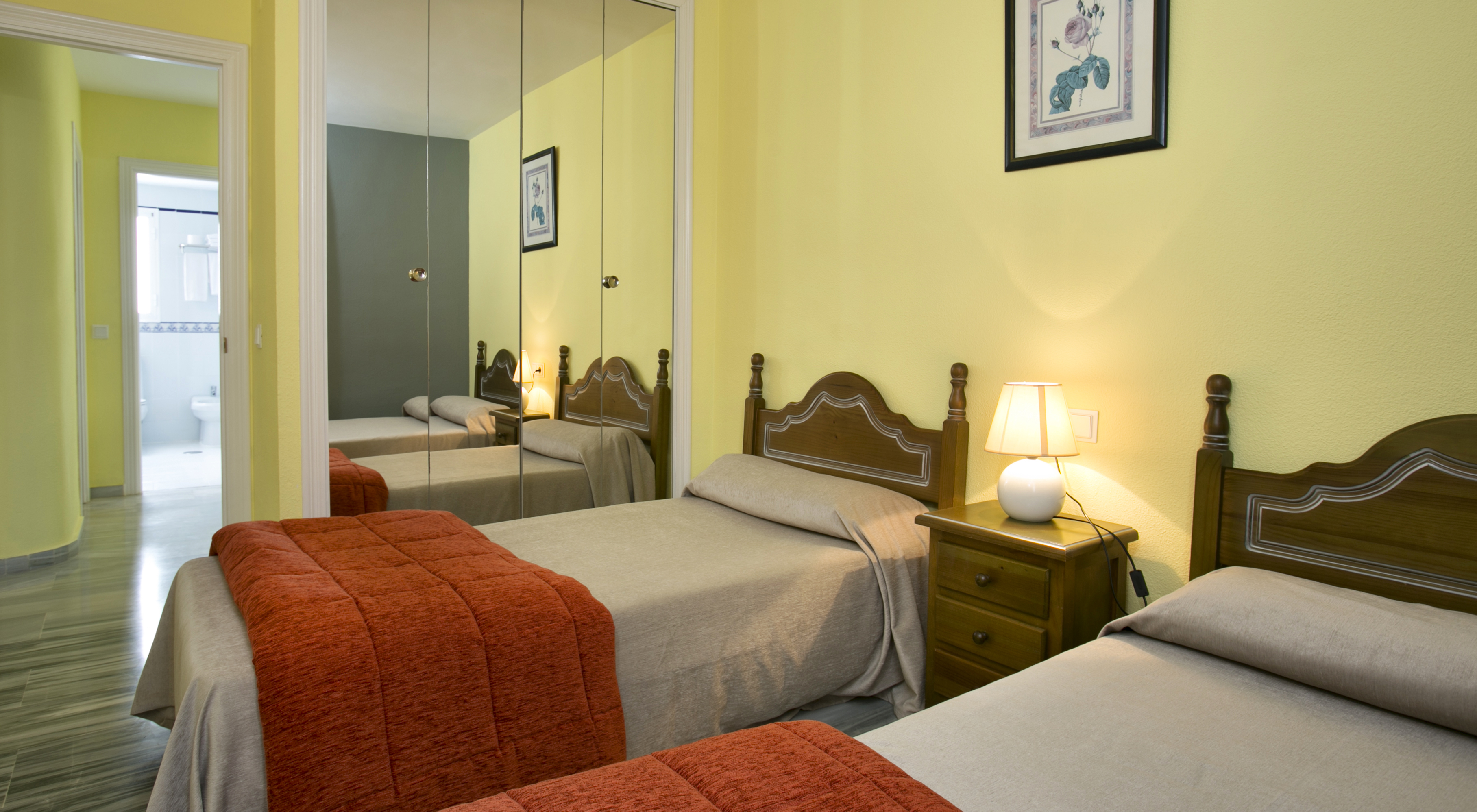 Aparthotel ONA Campanario