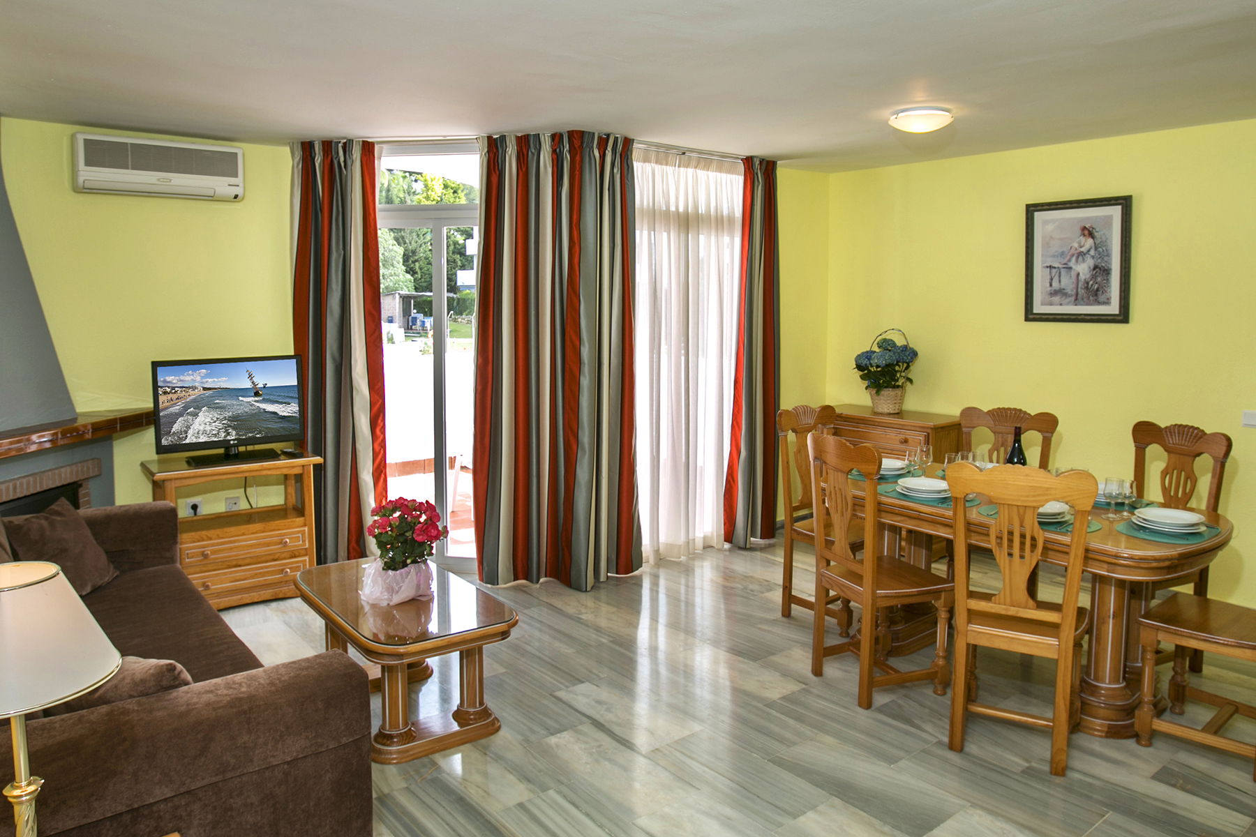 Aparthotel ONA Campanario