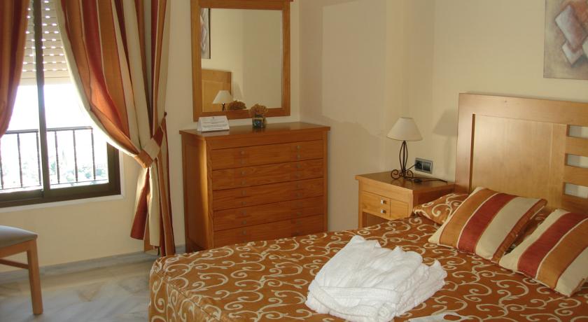 Macdonald La Ermita Resort