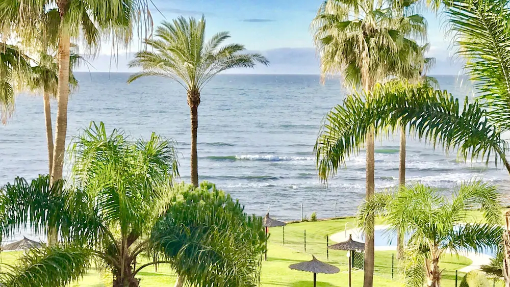 Mi Capricho Beach Apartments