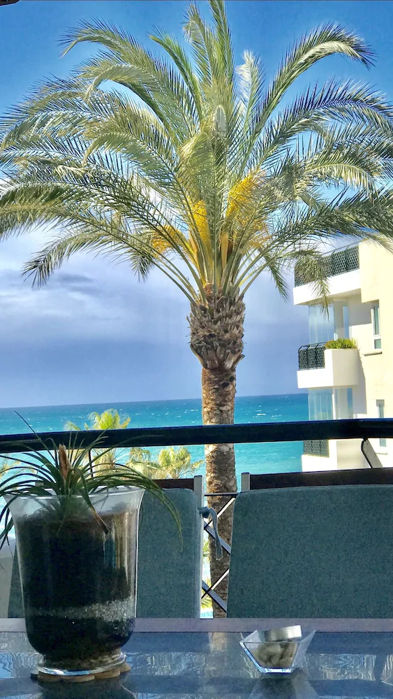 Mi Capricho Beach Apartments