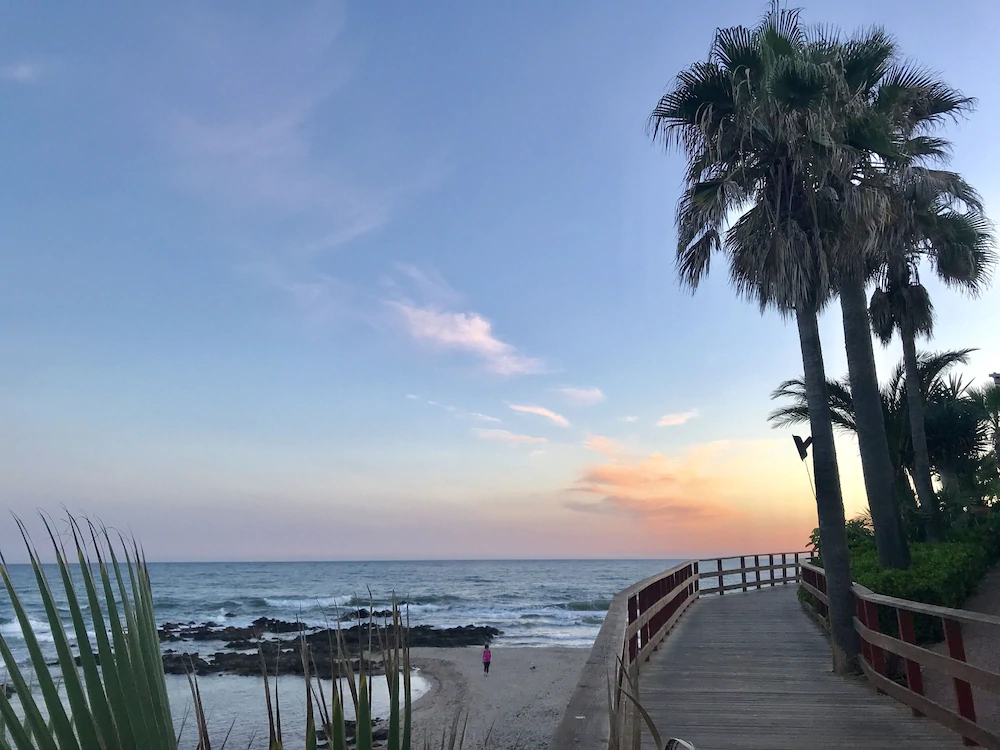 Mi Capricho Beach Apartments