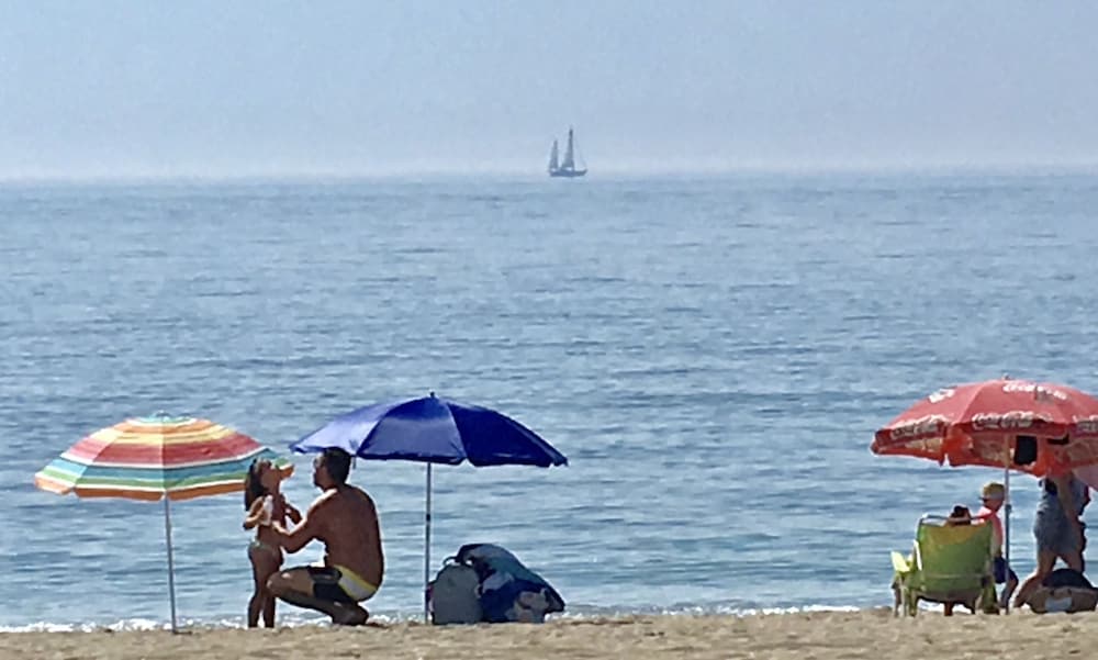 Mi Capricho Beach Apartments