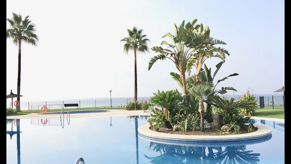 Mi Capricho Beach Apartments