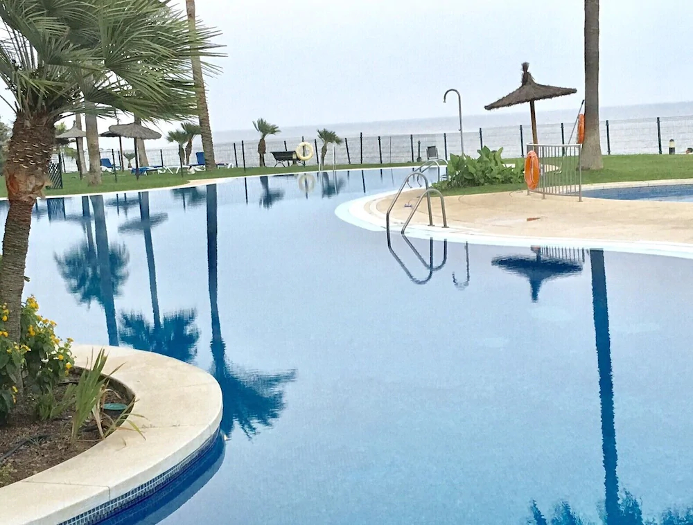 Mi Capricho Beach Apartments