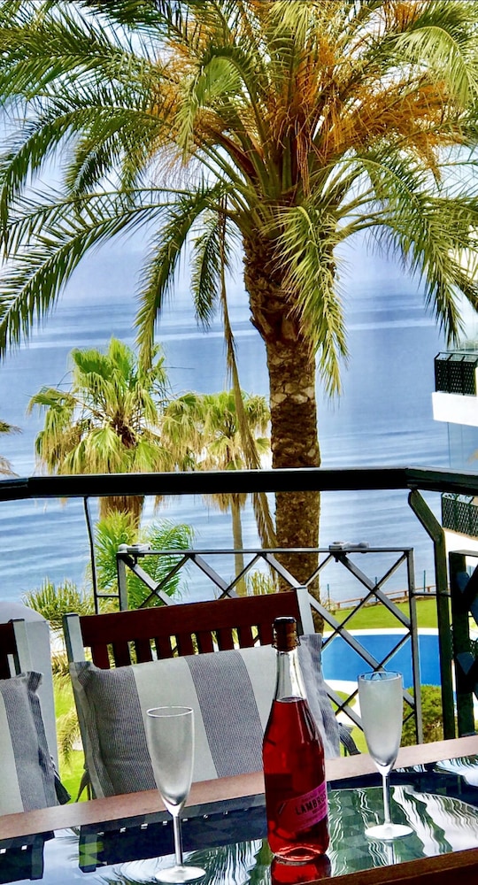 Mi Capricho Beach Apartments