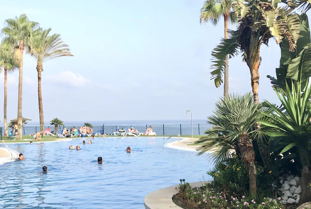 Mi Capricho Beach Apartments