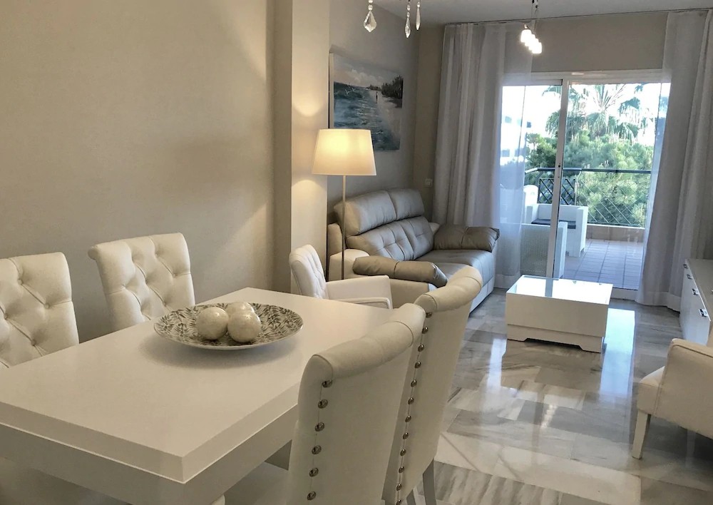 Mi Capricho Beach Apartments