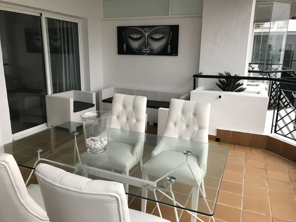 Mi Capricho Beach Apartments