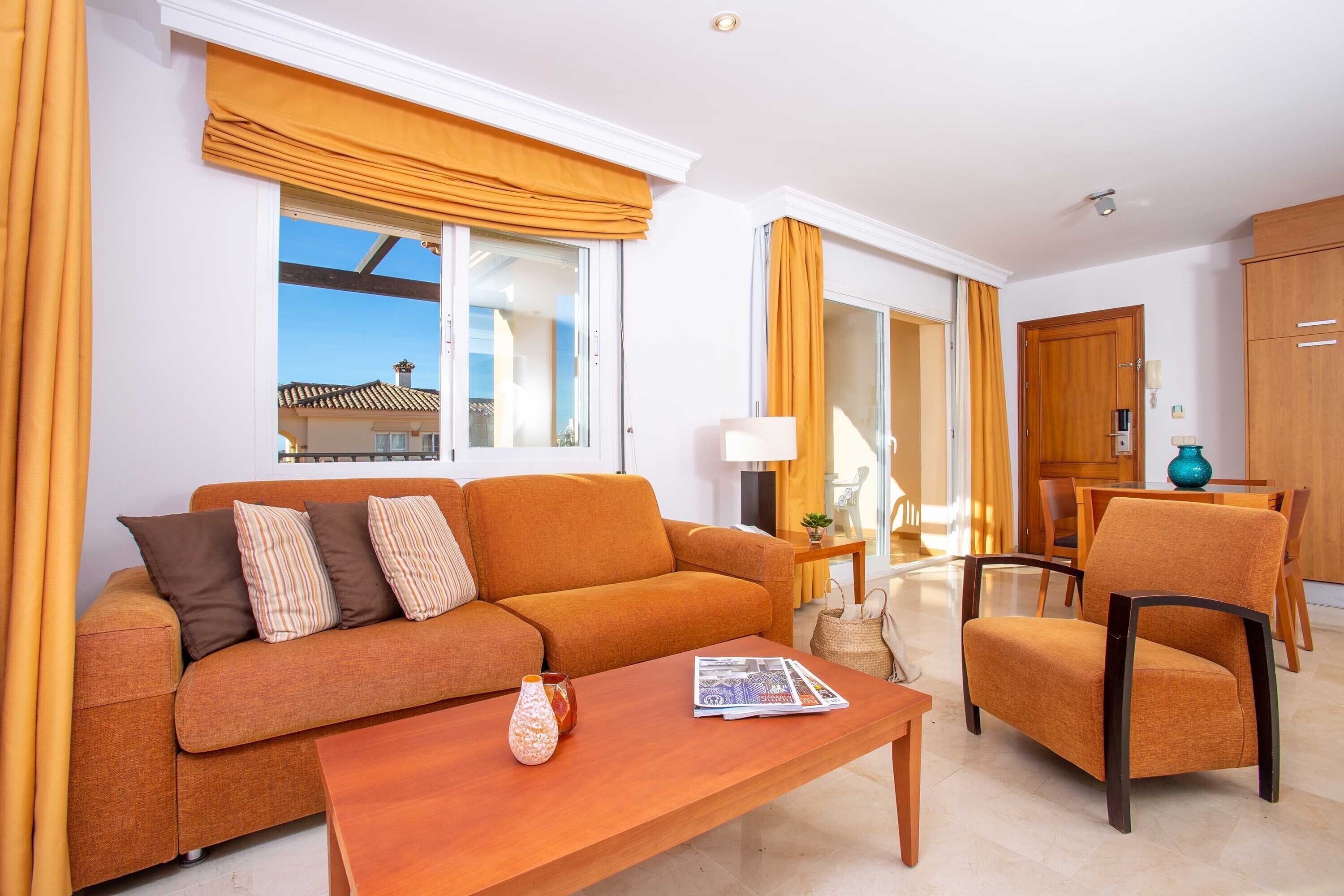 Ramada Hotel & Suites by Wyndham Costa del Sol Fuengirola