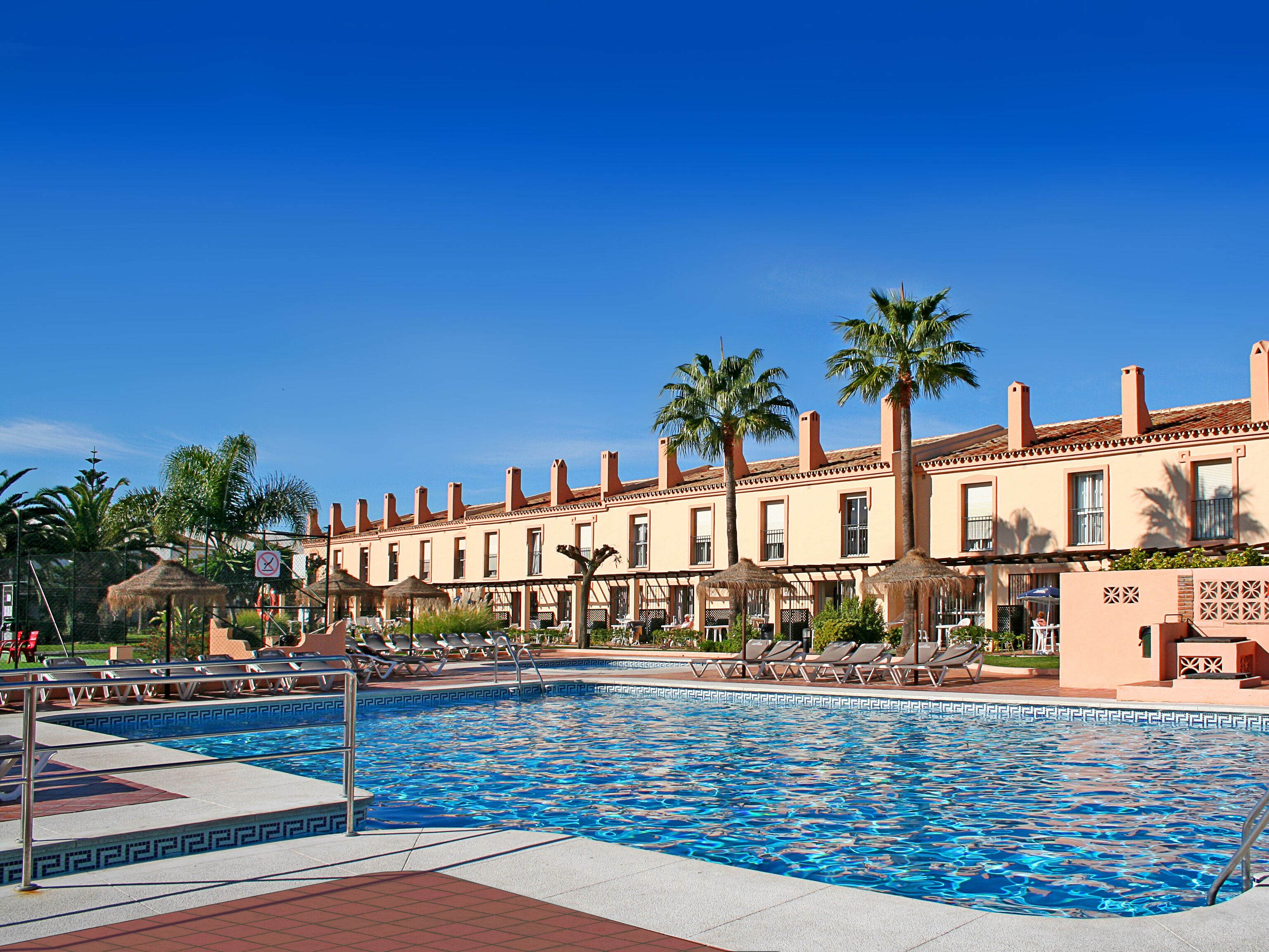 Ramada Hotel & Suites by Wyndham Costa del Sol Fuengirola