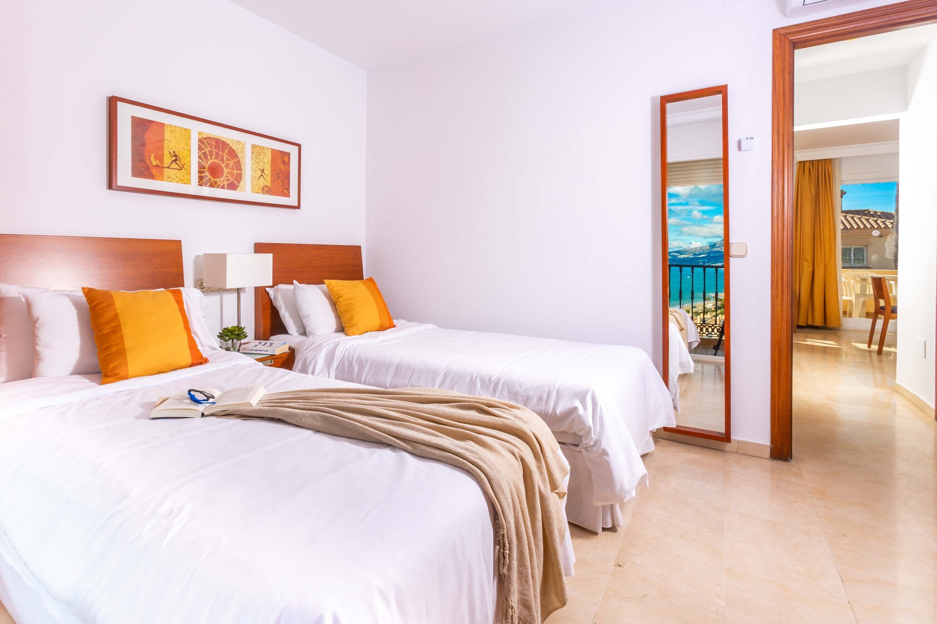 Ramada Hotel & Suites by Wyndham Costa del Sol Fuengirola