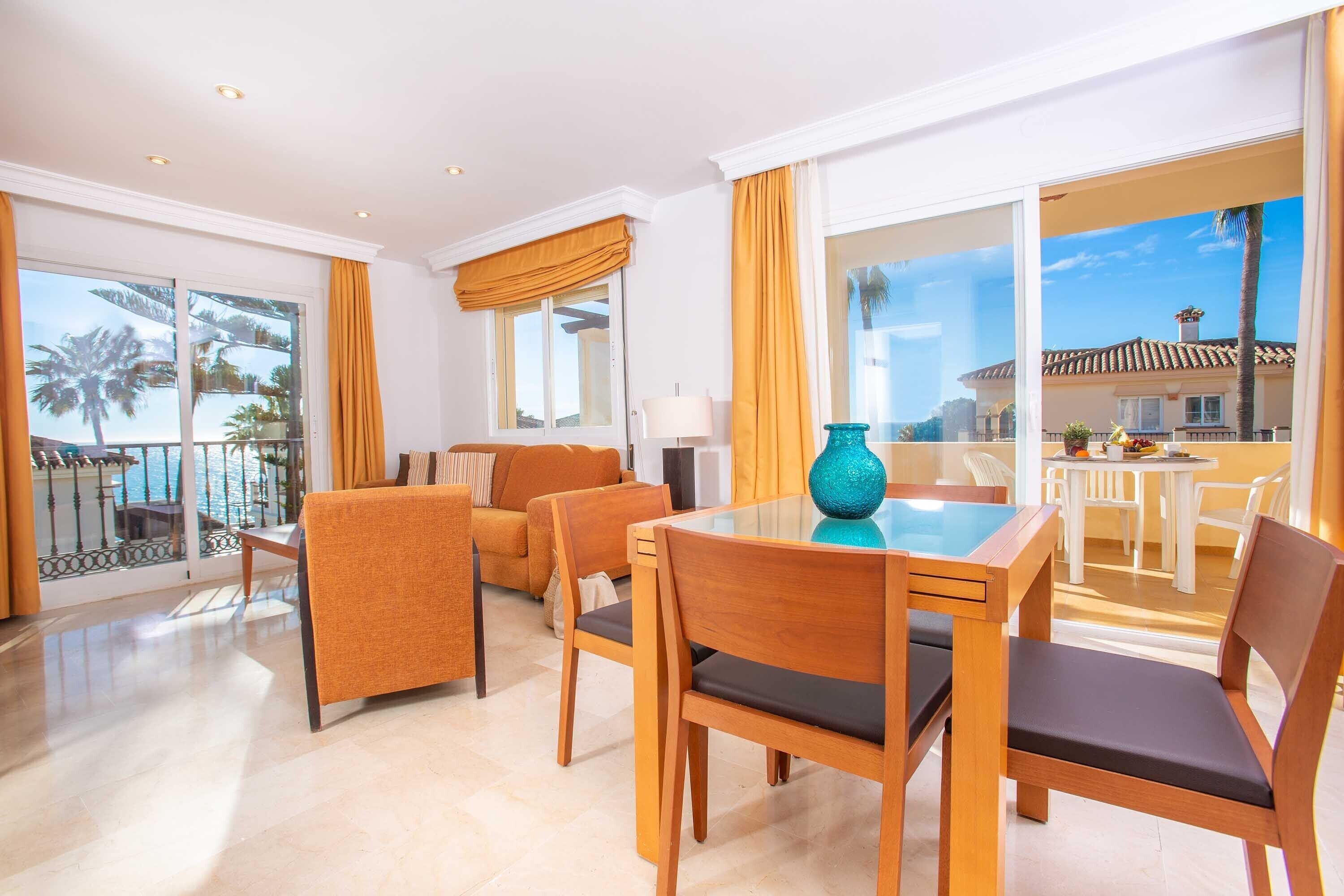 Ramada Hotel & Suites by Wyndham Costa del Sol Fuengirola