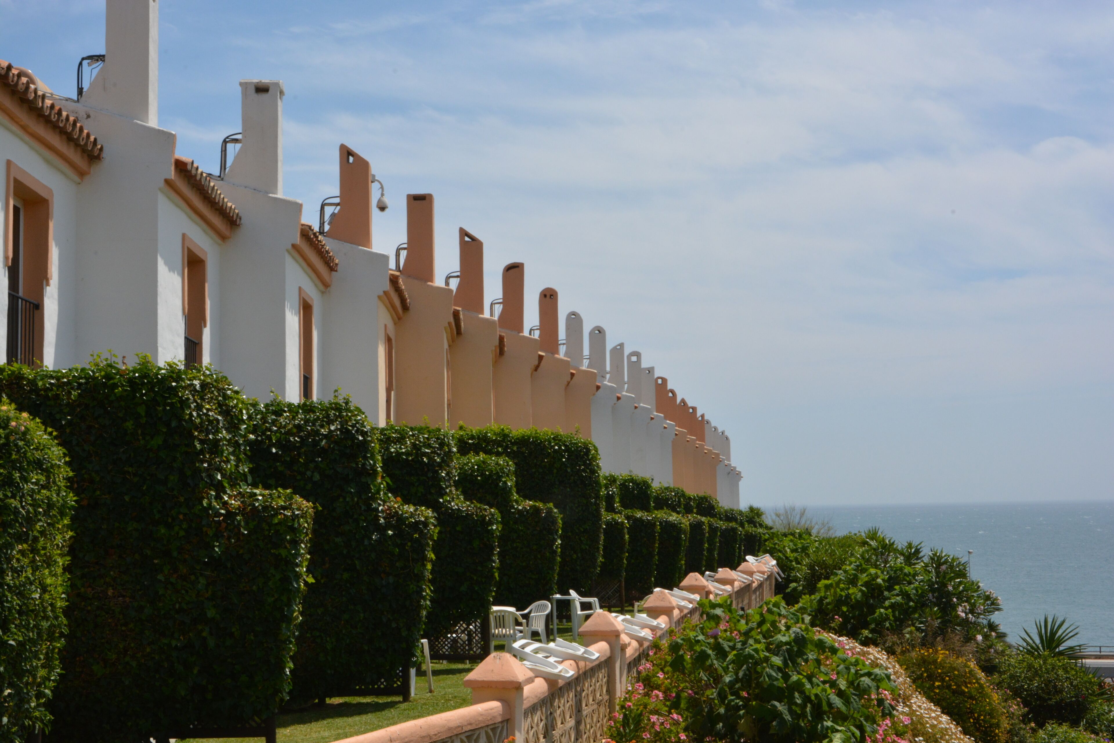 Ramada Hotel & Suites by Wyndham Costa del Sol Fuengirola