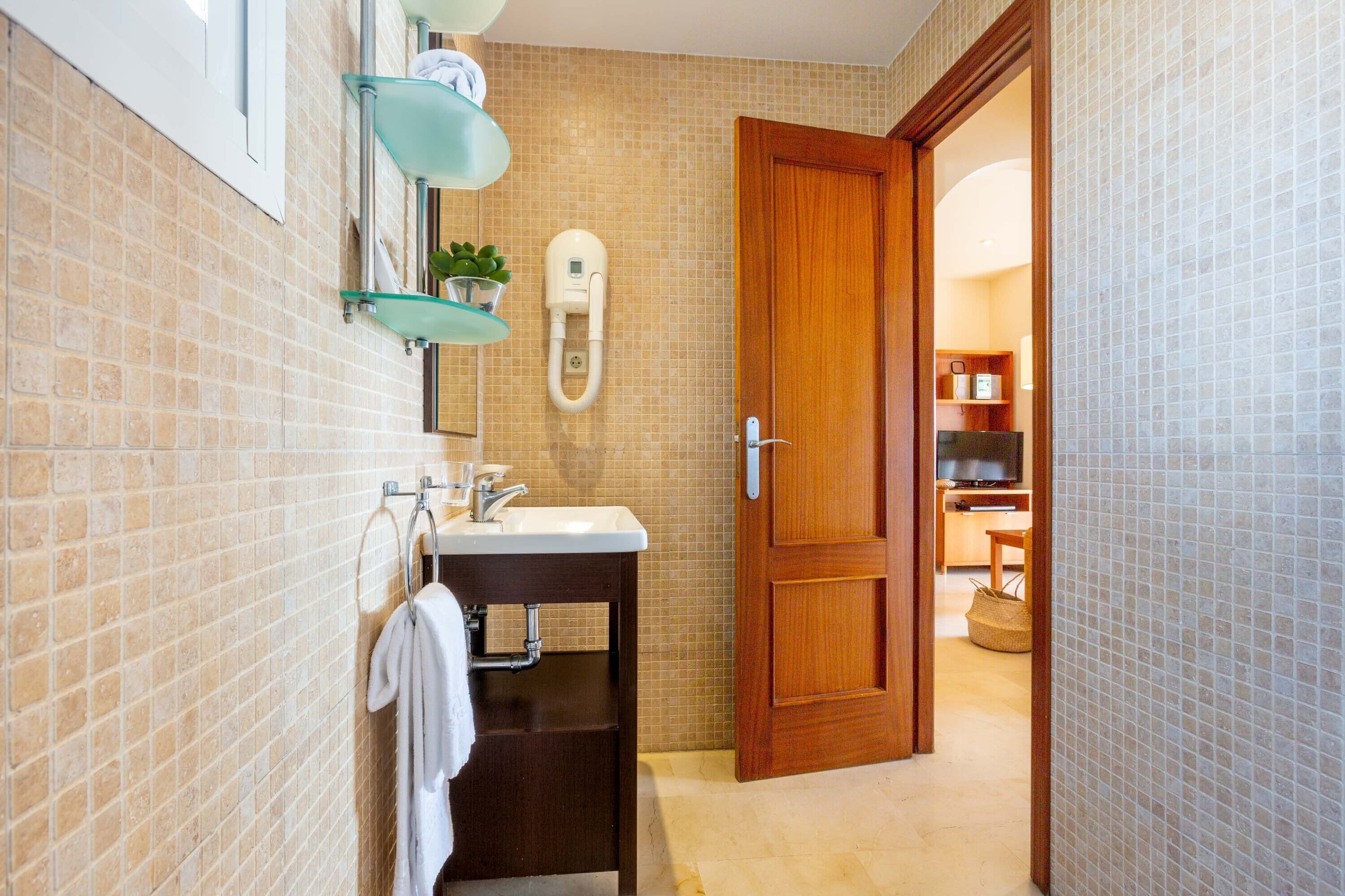 Ramada Hotel & Suites by Wyndham Costa del Sol Fuengirola