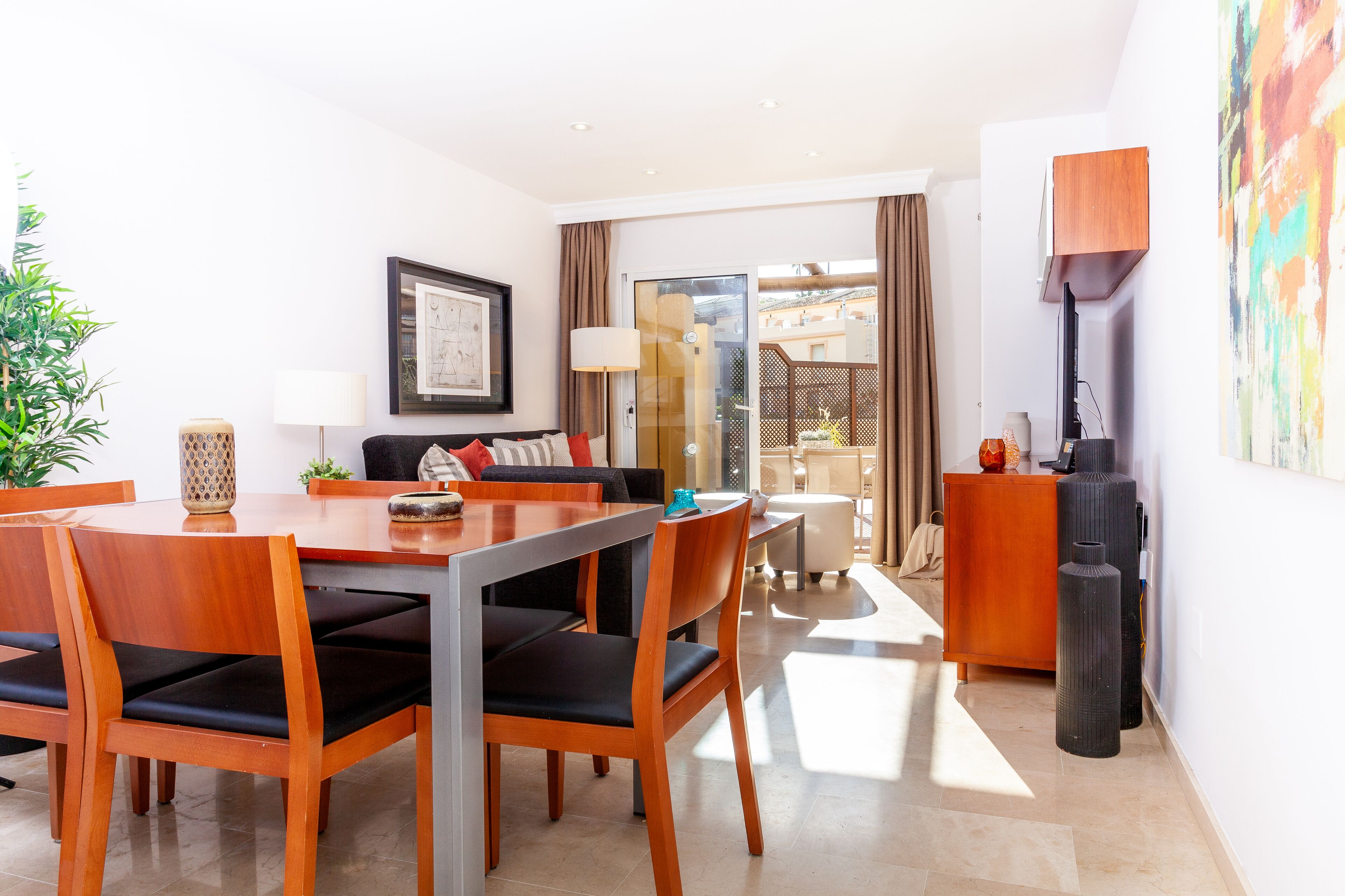 Ramada Hotel & Suites by Wyndham Costa del Sol Fuengirola