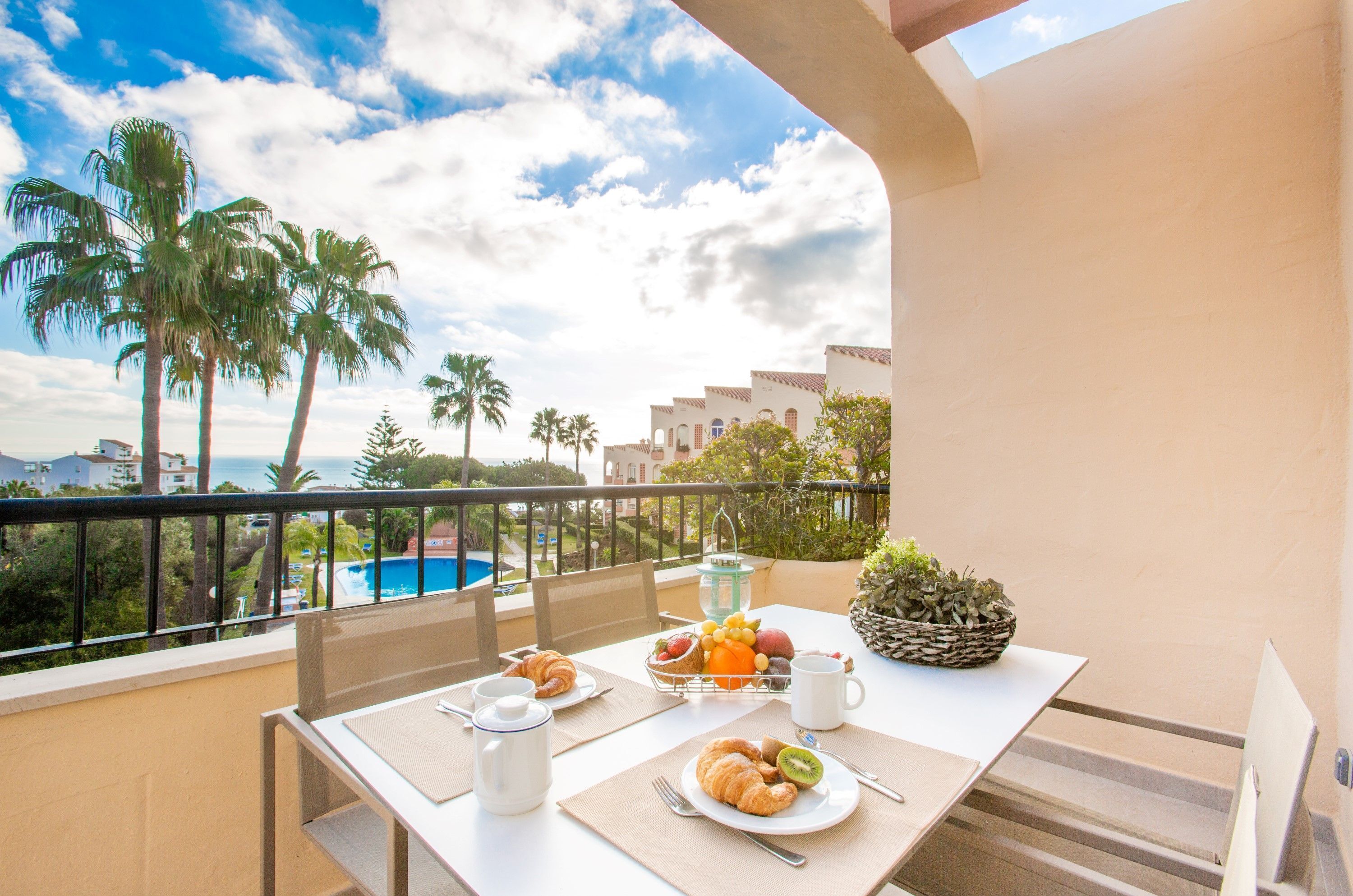 Ramada Hotel & Suites by Wyndham Costa del Sol Fuengirola