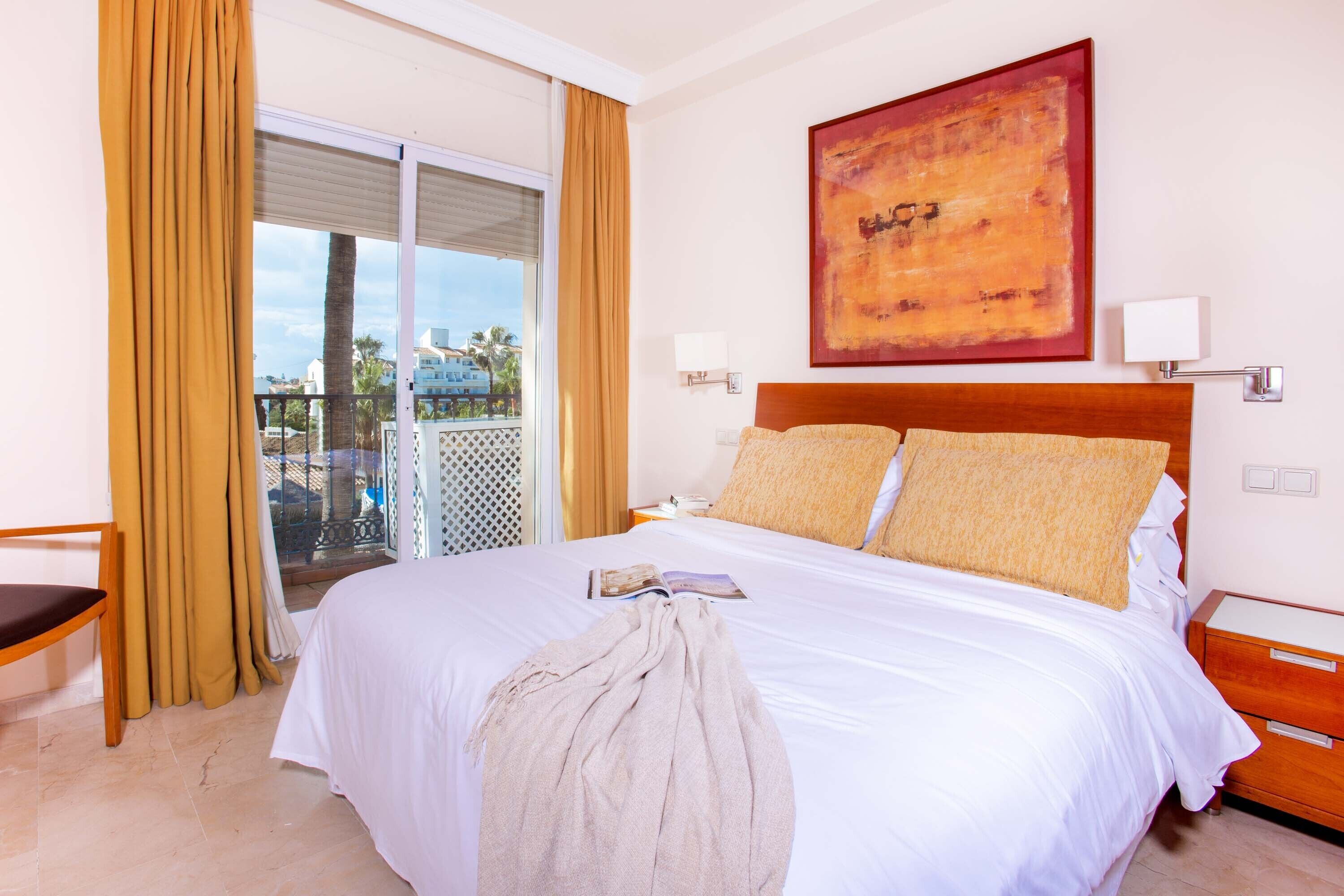Ramada Hotel & Suites by Wyndham Costa del Sol Fuengirola