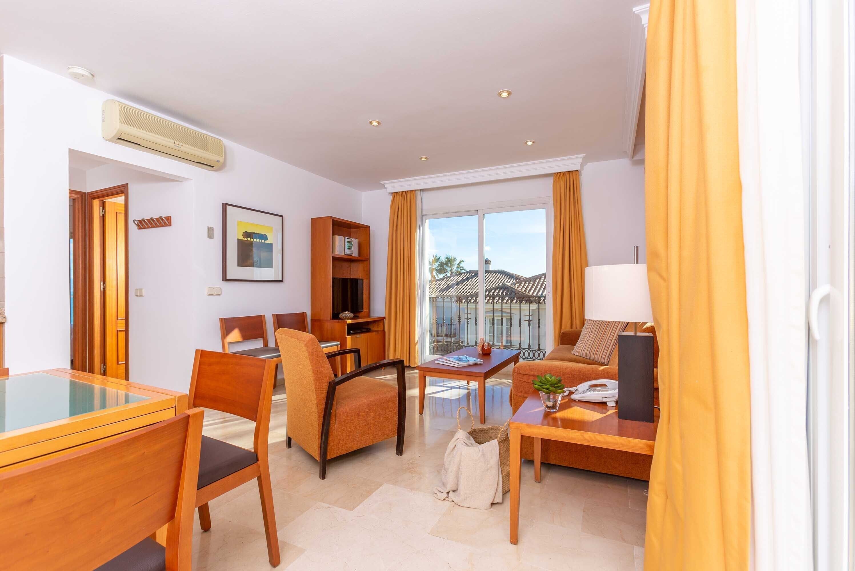 Ramada Hotel & Suites by Wyndham Costa del Sol Fuengirola