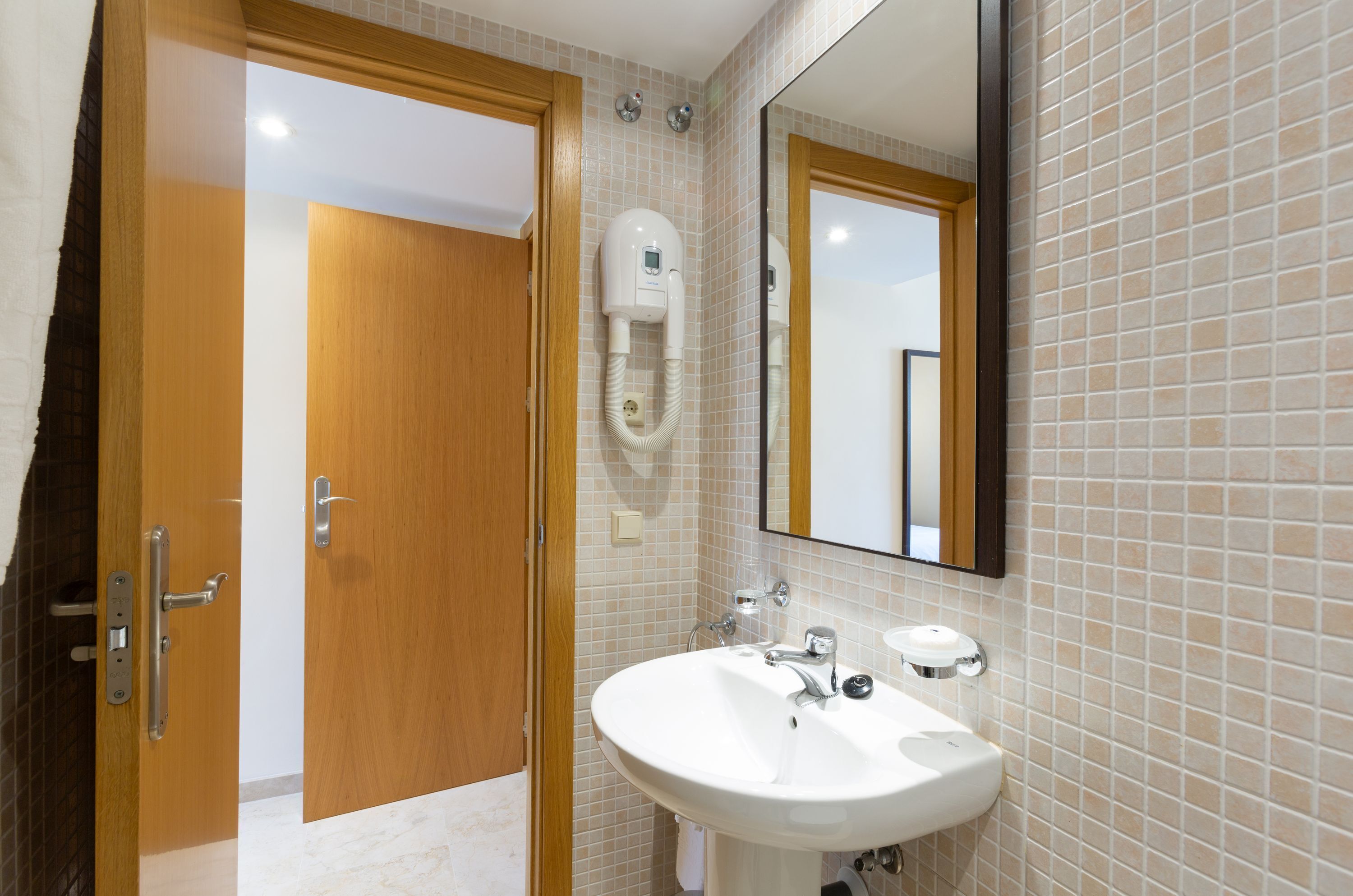 Ramada Hotel & Suites by Wyndham Costa del Sol Fuengirola