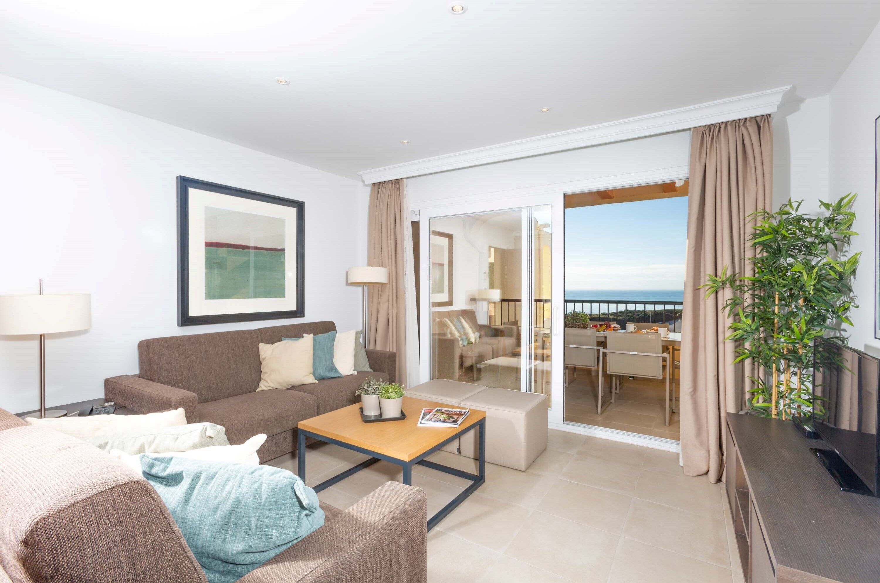 Ramada Hotel & Suites by Wyndham Costa del Sol Fuengirola