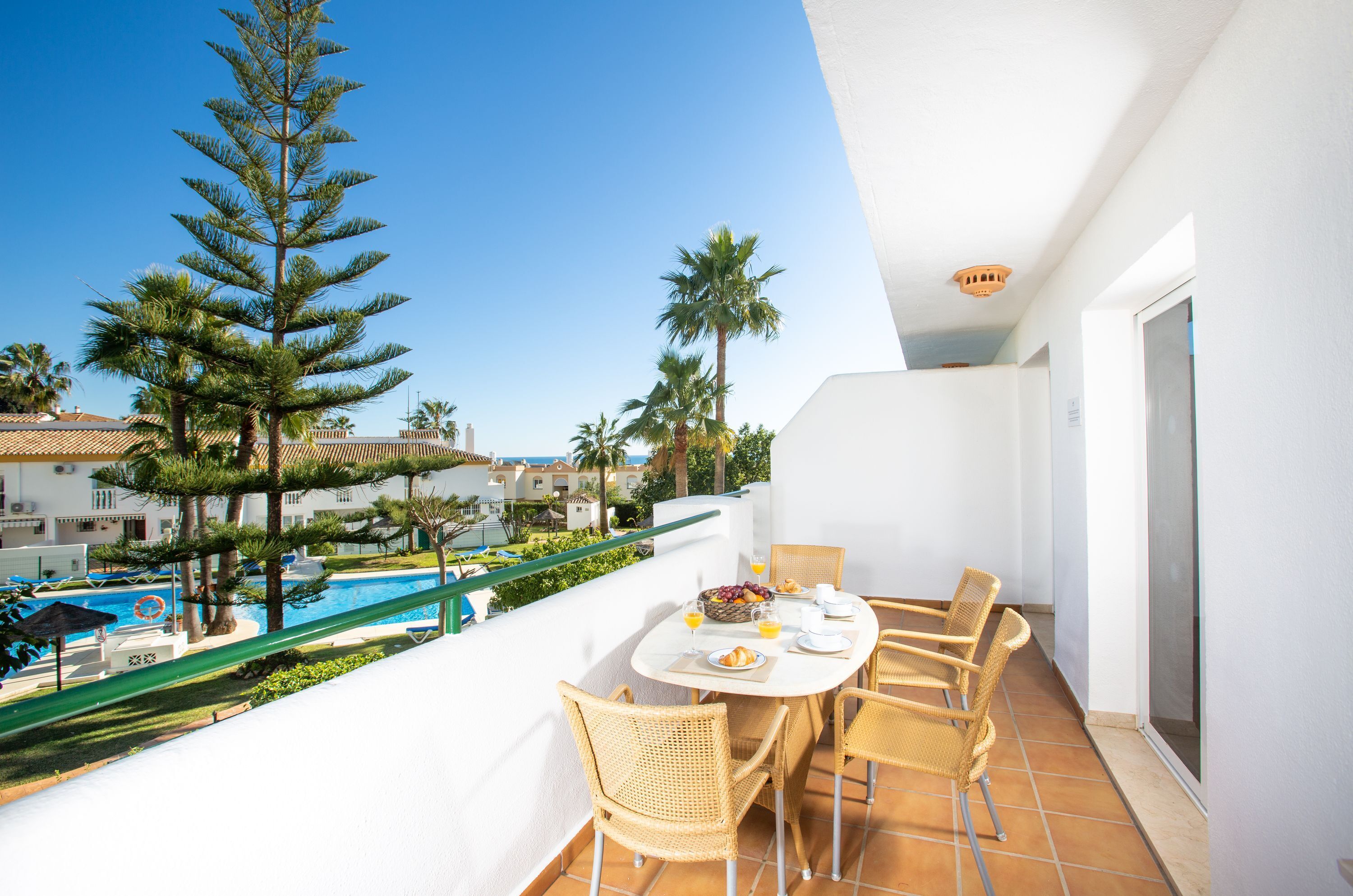 Ramada Hotel & Suites by Wyndham Costa del Sol Fuengirola