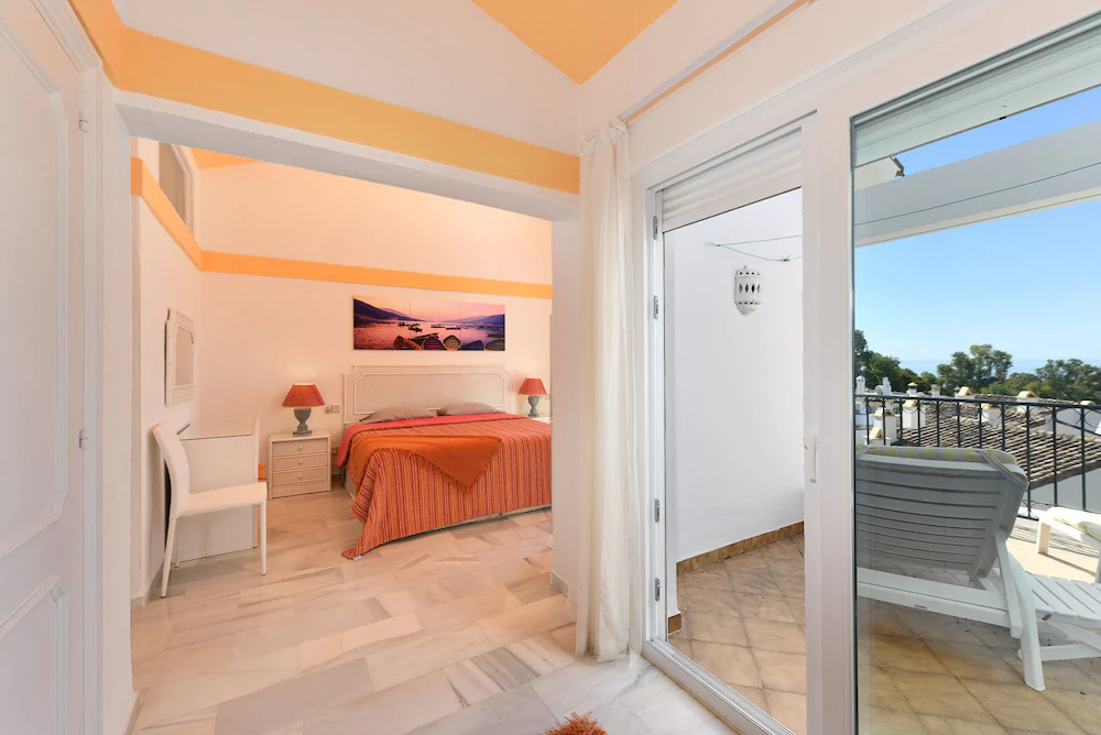 Townhouse Monique Calahonda Canovas